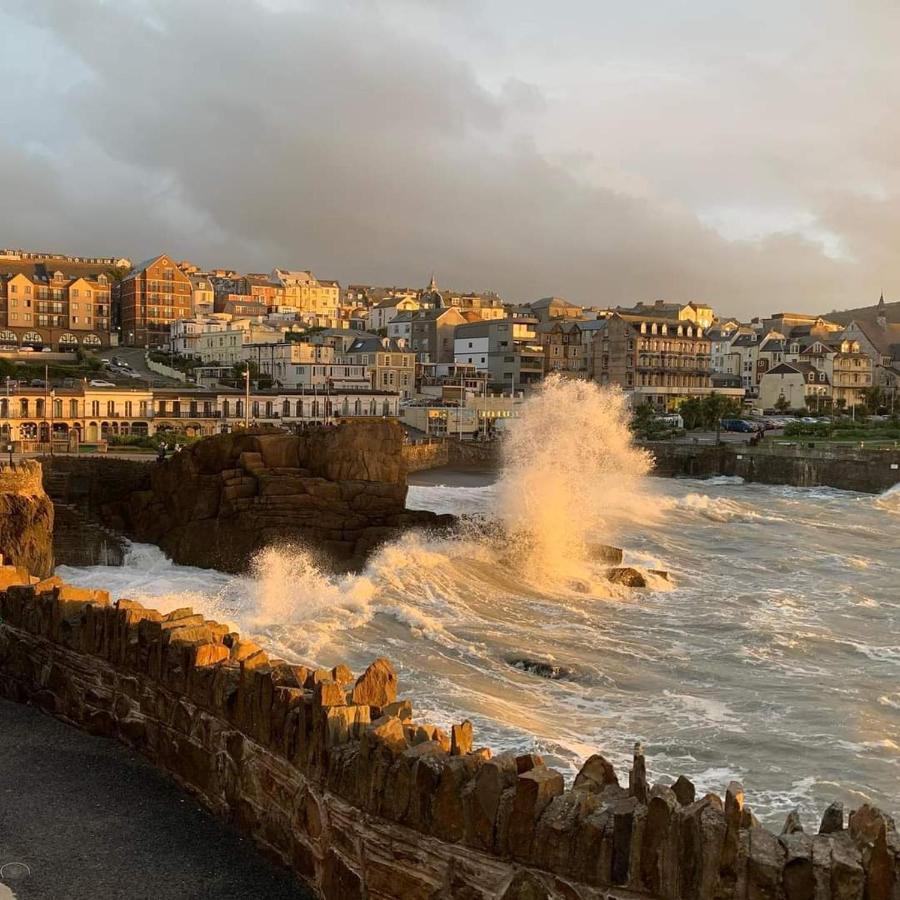 3 The View Apartments Ilfracombe - Hot Tub, Parking, Lift, Ev Exterior foto