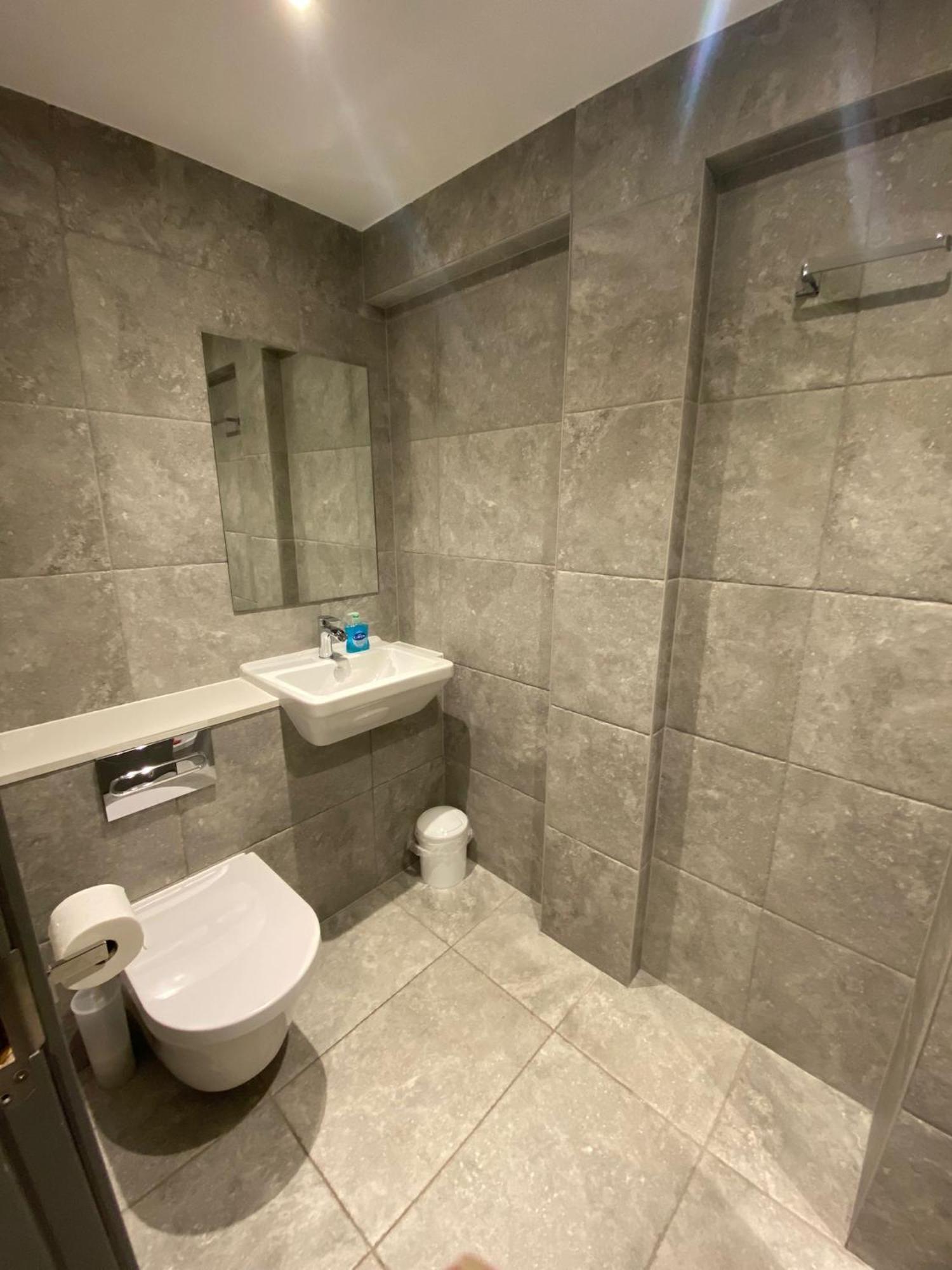 3 The View Apartments Ilfracombe - Hot Tub, Parking, Lift, Ev Exterior foto