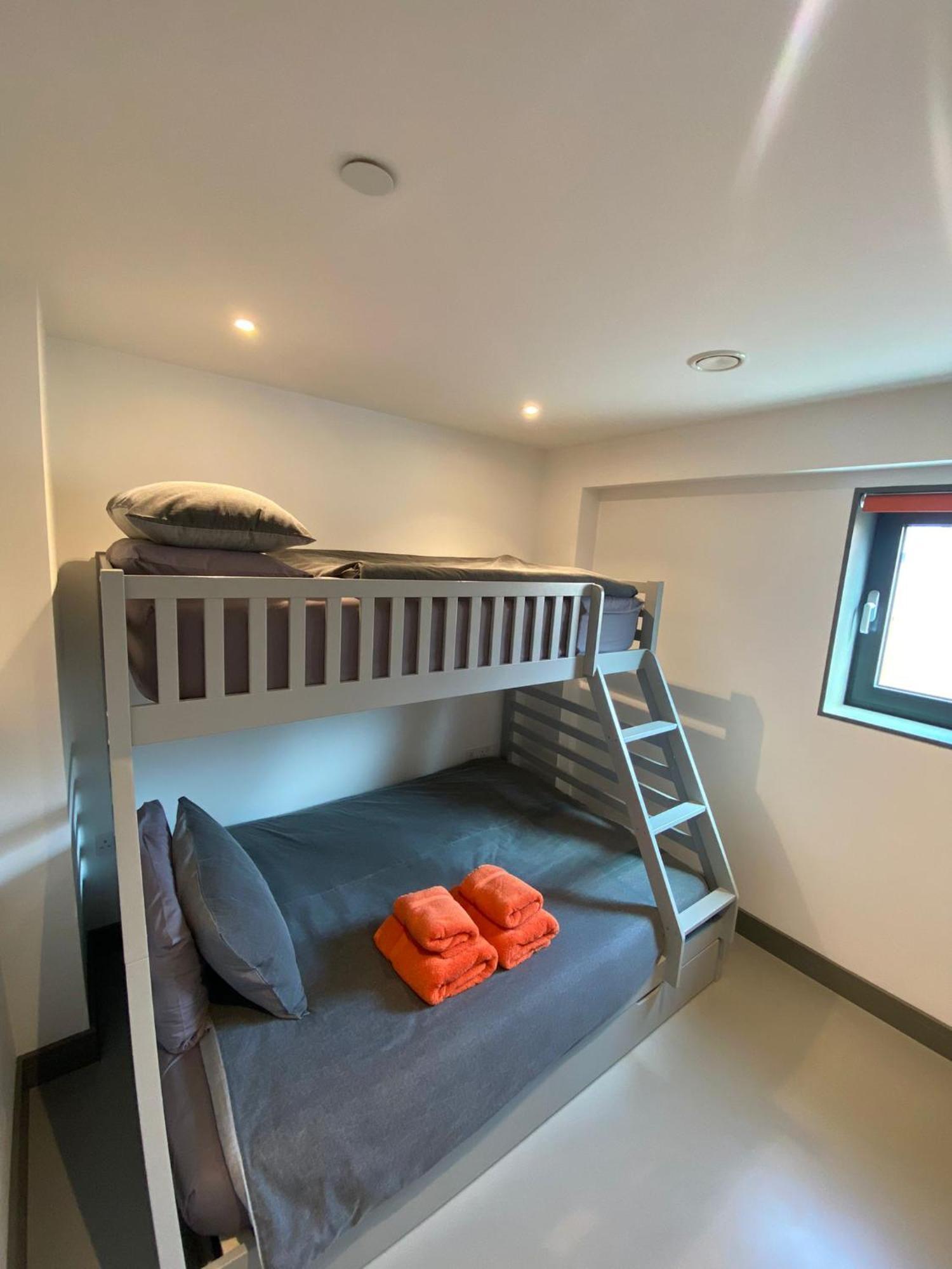 3 The View Apartments Ilfracombe - Hot Tub, Parking, Lift, Ev Exterior foto